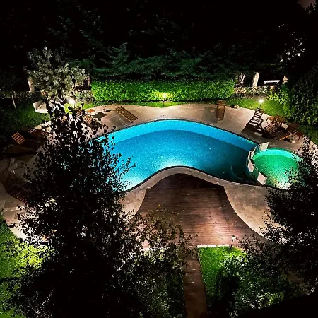 Mellia Boutique Ravda