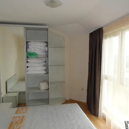 Mellia Boutique * Ravda